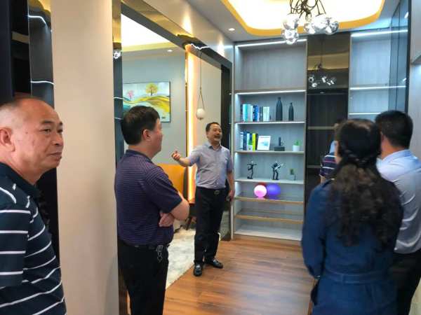 鹿寨县领导调研壮象林业产业高质量发展