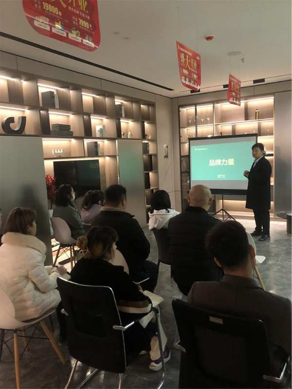 助力终端丨兔宝宝全屋定制郁林特训营——扬州江都站圆满收官