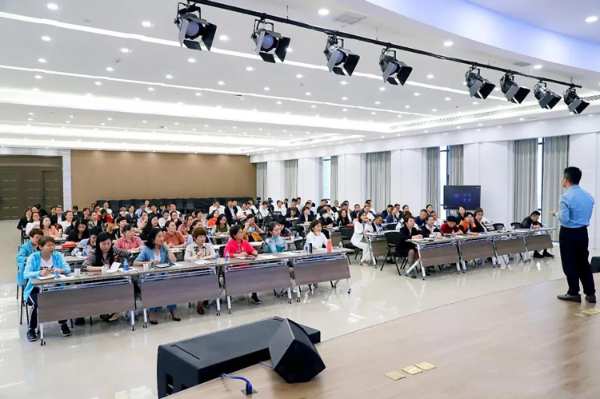 学习无边界，实践得真知；喜迎一众优秀企业家走进雪宝