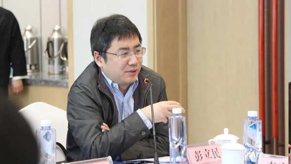 团体标准《难燃浸渍胶膜纸饰面胶合板和细木工板》第 一次起草会议在灵寿召开