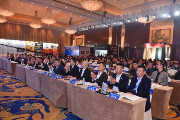 定心凝众力 制启新未来——温州市定制家居商会年会盛典隆重举行