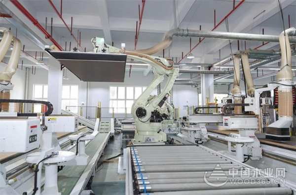 兔宝宝又获国字号荣誉:绿色供应链管理企业