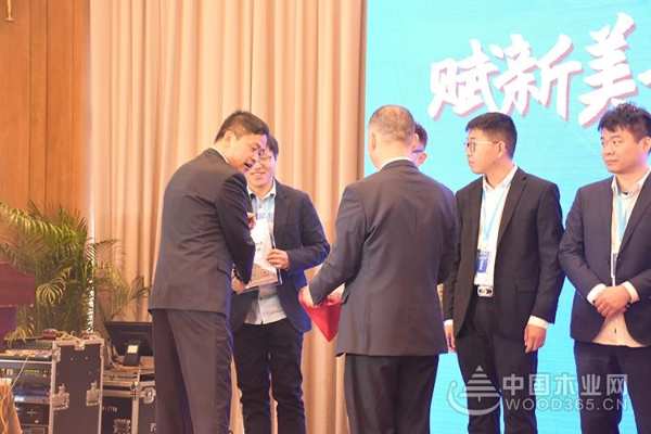 “前行的高度”2020莫干山板材高端家具板发布会隆重召开