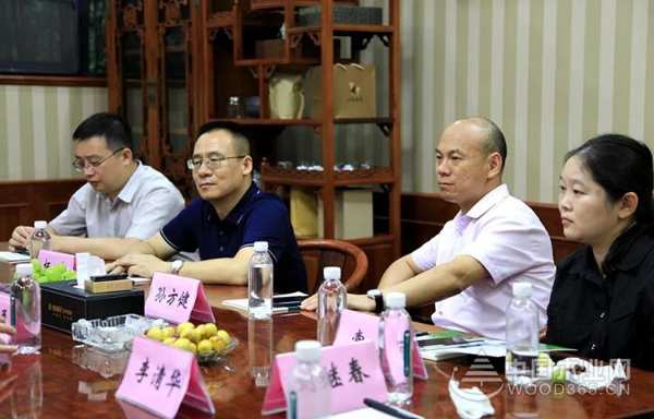 热烈欢迎深圳瑞和建筑装饰股份有限公司领导莅临中原集团参观考察