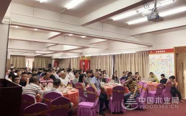 6月18日，益家居&BRONSON新品发布暨全新展厅亮相