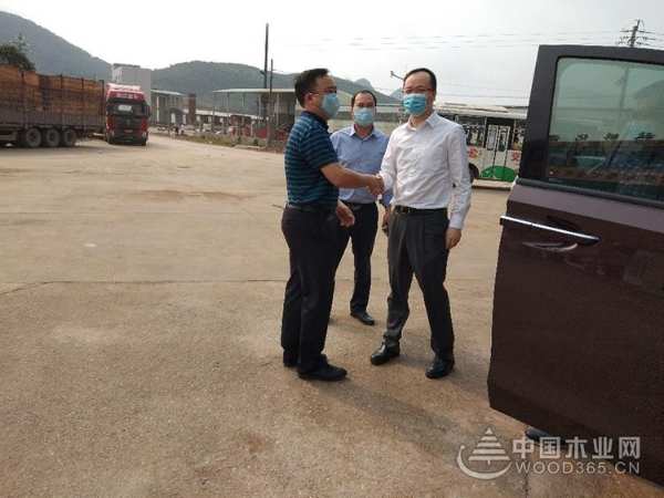 柳城县委副书记、县人民政府代县长阳天一行深入鹏森缘集团调研
