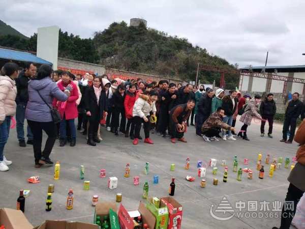 辞旧迎新日,万象更新时——鹏森缘集团·2019-2020年度优秀员工表彰大会暨2020年迎春年会隆重召开