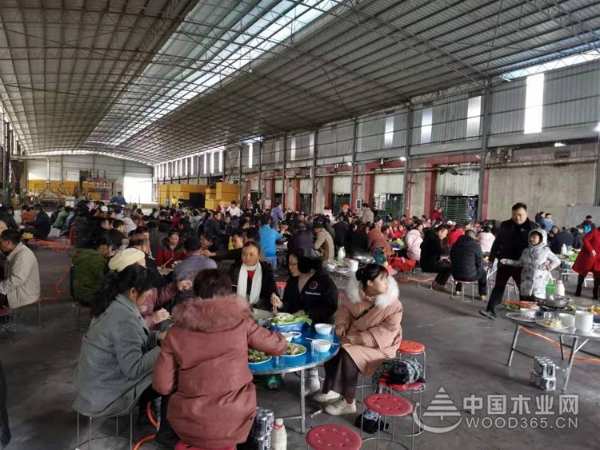 辞旧迎新日,万象更新时——鹏森缘集团·2019-2020年度优秀员工表彰大会暨2020年迎春年会隆重召开