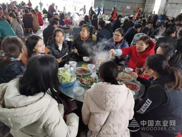 辞旧迎新日,万象更新时——鹏森缘集团·2019-2020年度优秀员工表彰大会暨2020年迎春年会隆重召开
