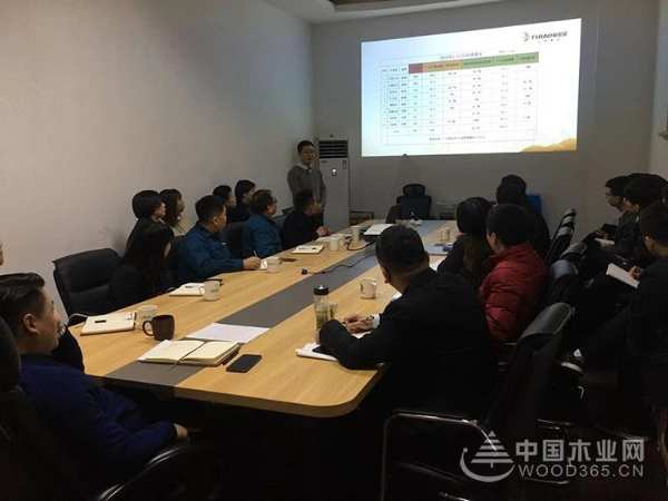 聚能量 再起航——兔宝宝全屋定制年终总结大会圆满结束