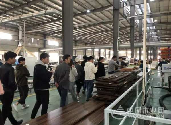 上海质鼎国际交流联合兔宝宝全屋定制定制战略交流会圆满成功