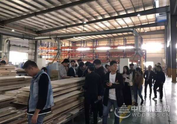 上海质鼎国际交流联合兔宝宝全屋定制定制战略交流会圆满成功
