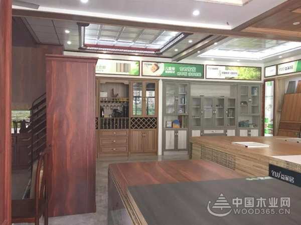 专访│益家居诗山店姚丽美：找准品牌、提升服务