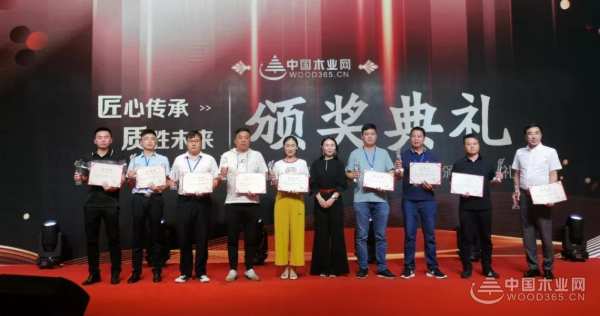 品质兑现实力——鹏鸿金匠榜连续六年成功折桂！