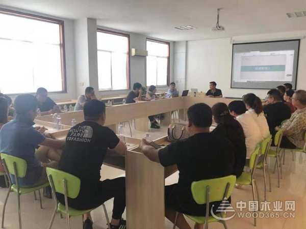 深化交流，博采众长 ——2019山东区域兔宝宝衣柜经销商交流会议圆满落幕