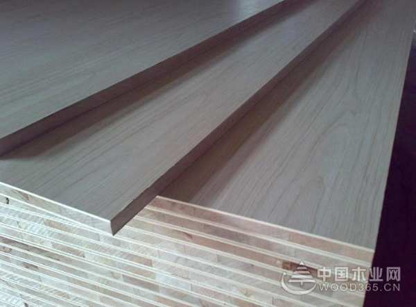 重发展塑品牌，福满家与中国木业网达成合作！