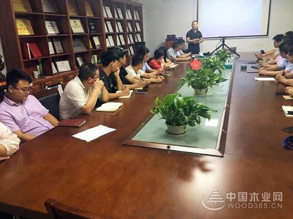 学习l一张生态板的故事