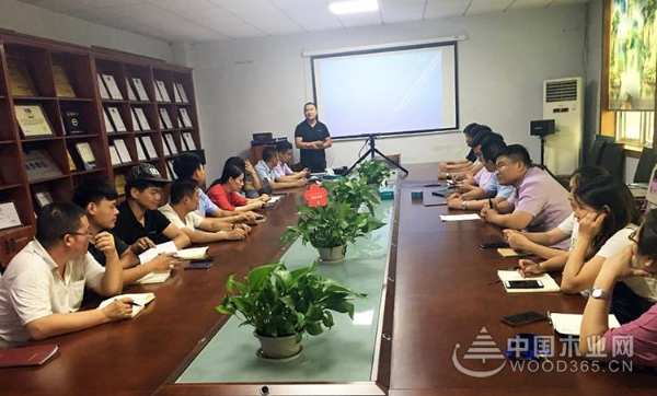 学习l一张生态板的故事