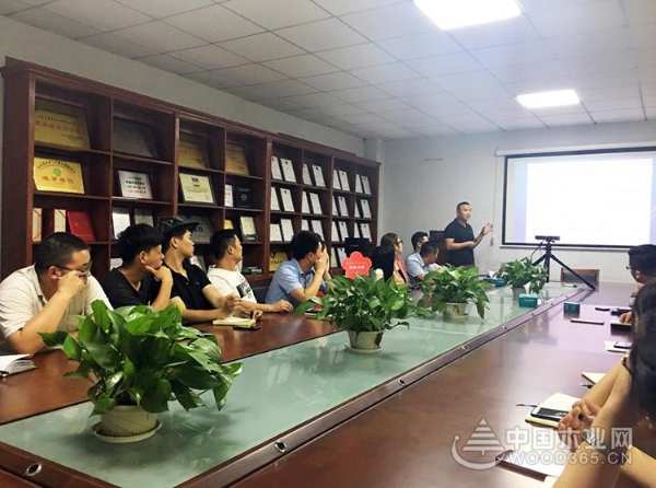 学习l一张生态板的故事