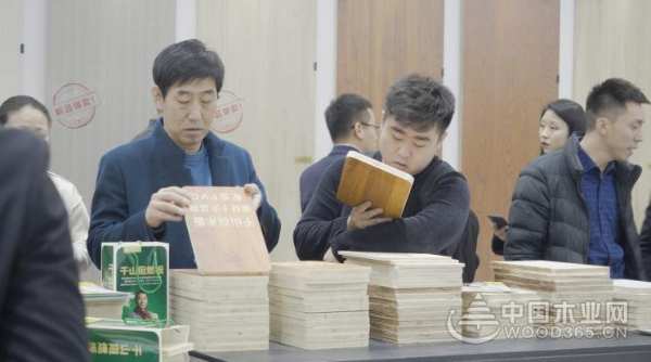 豆胶板材的出现，使得家装变得更健康！