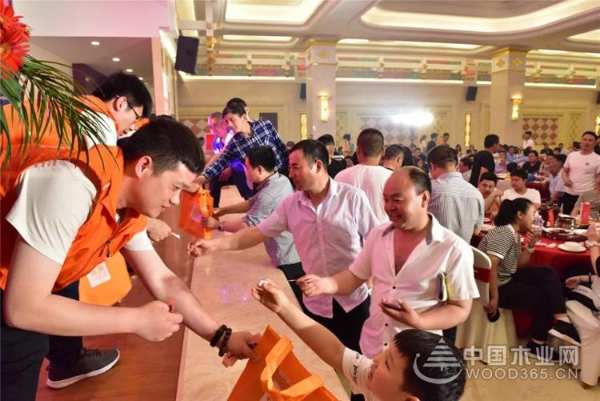 “凝聚匠心 合作共赢”福庆家居盐城合作伙伴联谊会圆满结束！