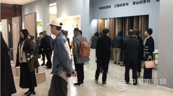“走近森鹿 合作共赢”——浙江省建筑装饰行业协会设计分会2019年会长会议胜利召开