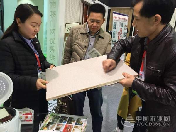鹏森缘携手湘晨，华林木业在长沙建博会大展拳脚