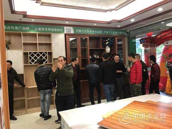 新店开业 | 热烈庆祝益家居梅岭专卖店重装开业