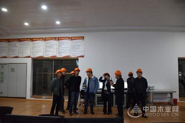 行业大咖万科考察组来访科林 洽谈战略合作