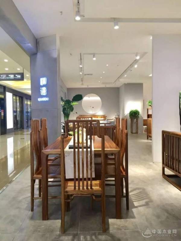 汉爵家具：致力品质服务 打造生活禅语