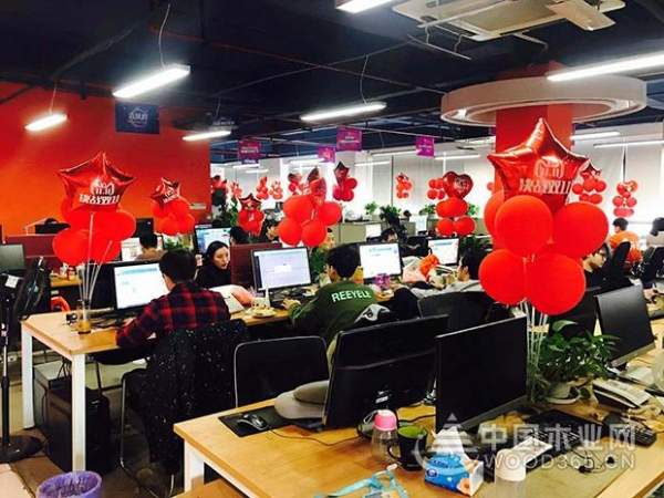 14小时30分，销售额突破1亿，兔宝宝再创新高