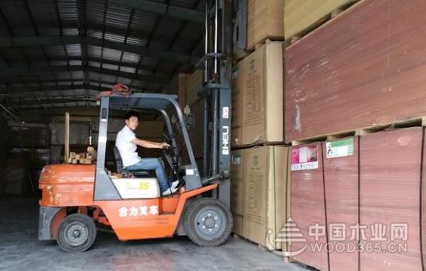 汇聚品牌优势，缔造行业平台——怡黄进口板系列