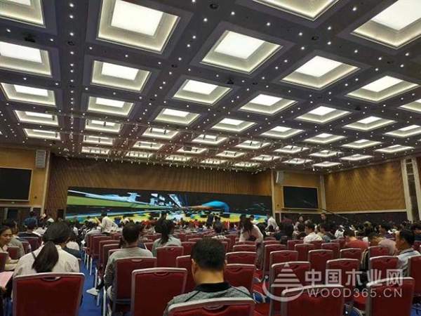 2018广西工业和信息产业展示会  鹏森缘革故鼎新，好评如潮