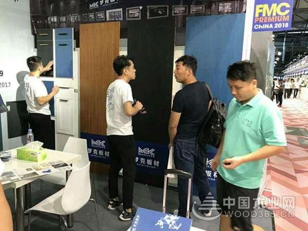 坚持专业与专注，梦克饰面实木板助力家具企业解锁新高度