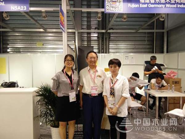 坚持专业与专注，梦克饰面实木板助力家具企业解锁新高度