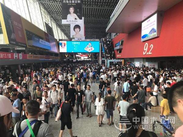 圣鹿板材亮相广州建博会，大放异彩！