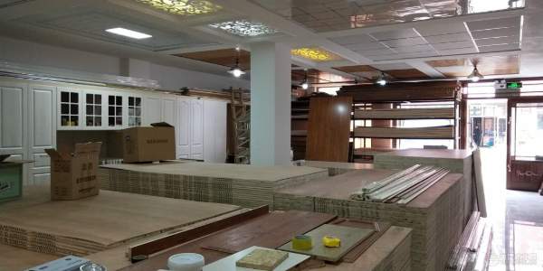 亲密无间 合作双赢 七彩祥云与经销商一起成长