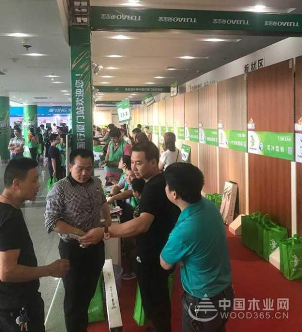 兔宝宝环保行厦门、江都再掀环保风暴！