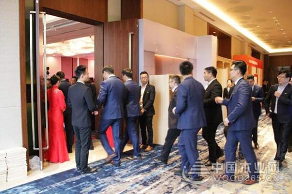 新形象 新动力 新梦想 • 美缘建材2018年服务商战略峰会