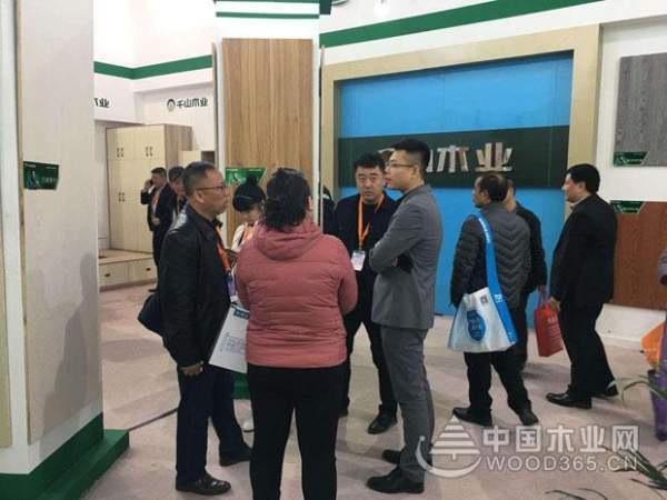 千山木业携真木板强势出击北京建筑装饰展